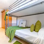 Homes & Go Gudrum Apartment